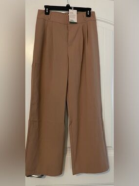 Halara High Waist Wide Leg Trouser Pants - Tan M petite BNWT
